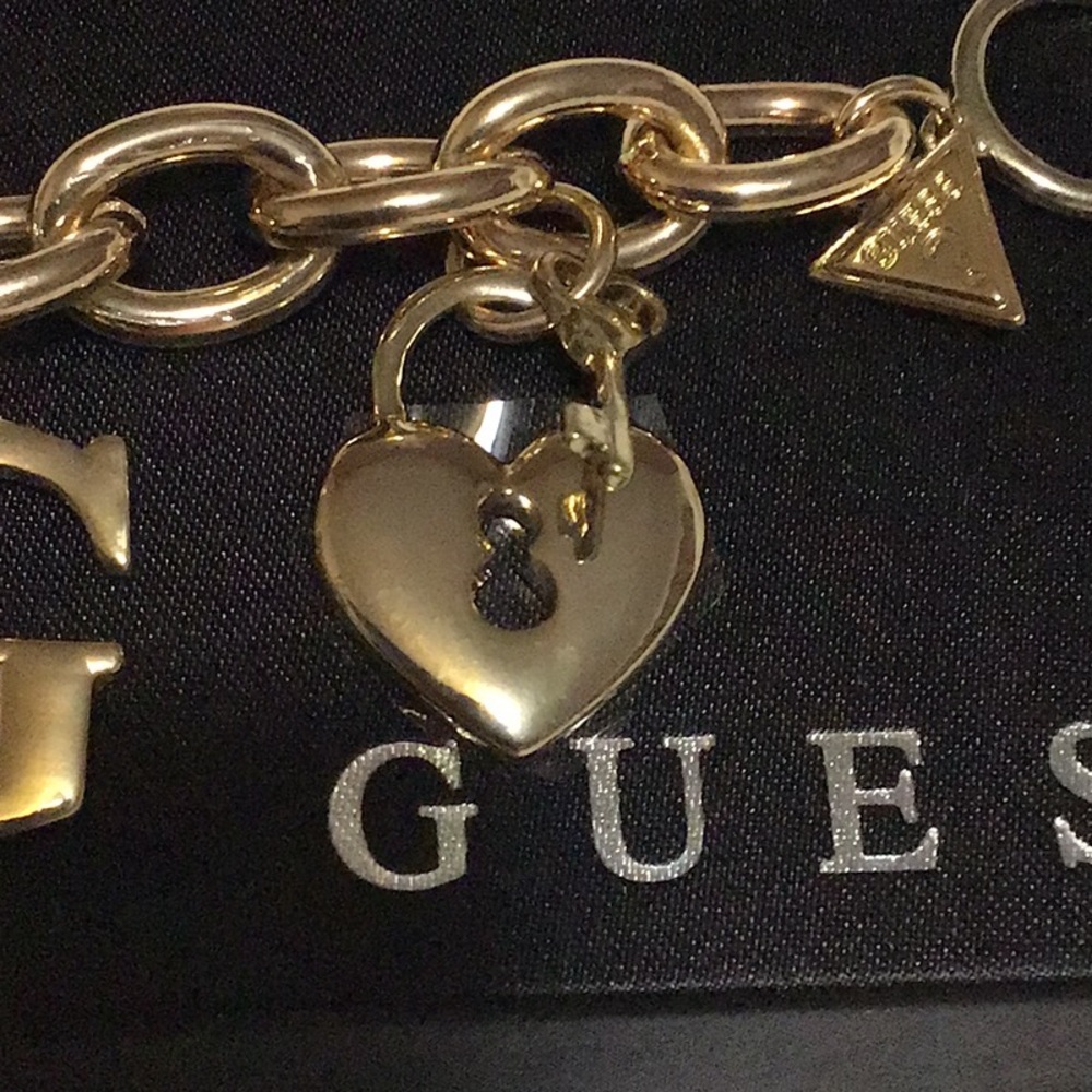 Guess NWT